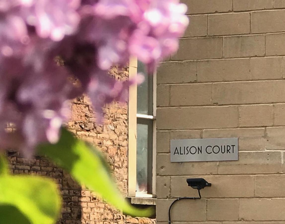 Alison Court Apartment Бристол Екстериор снимка
