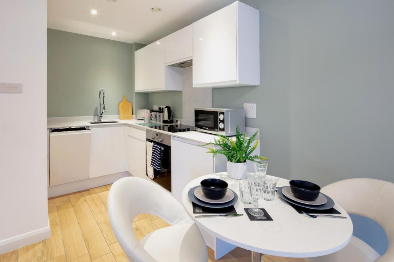 Alison Court Apartment Бристол Екстериор снимка