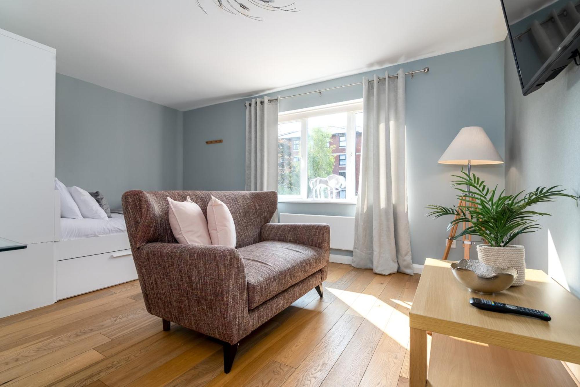 Alison Court Apartment Бристол Екстериор снимка