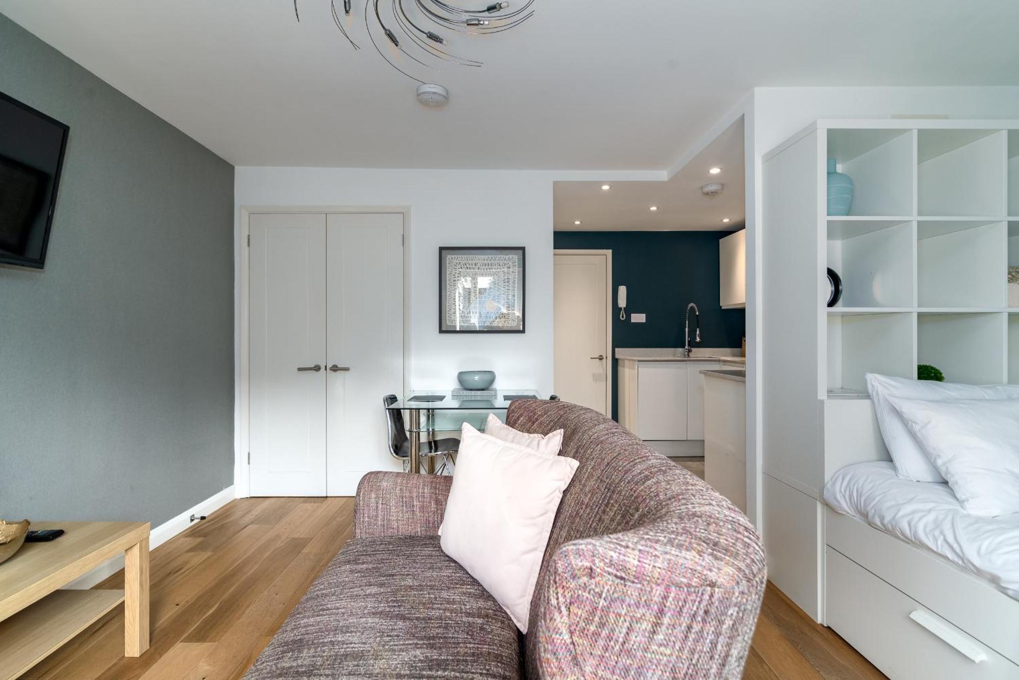 Alison Court Apartment Бристол Екстериор снимка