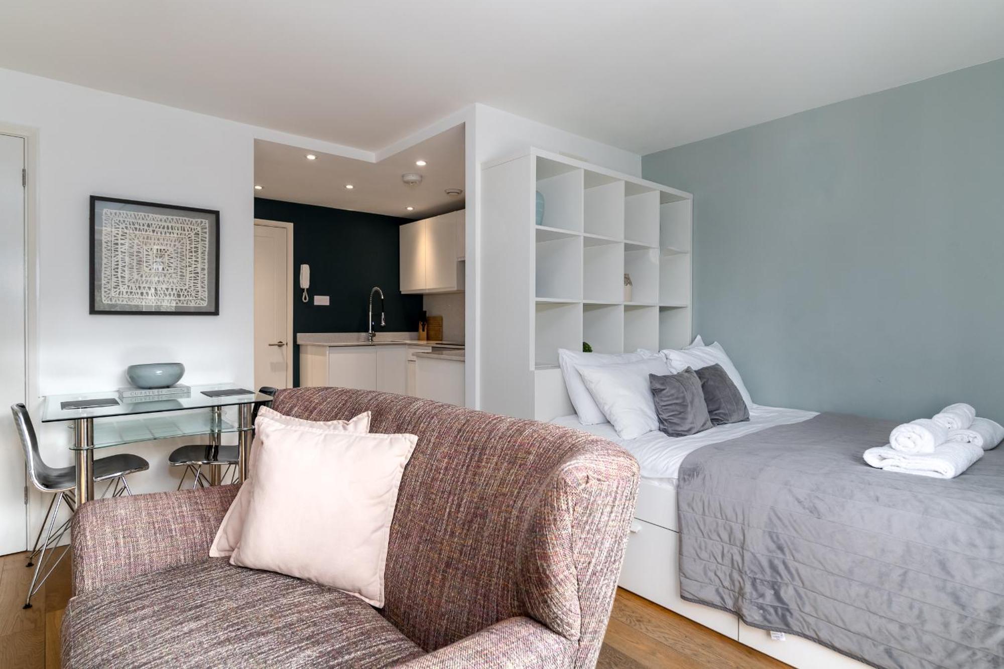 Alison Court Apartment Бристол Екстериор снимка